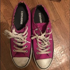 Pink converse